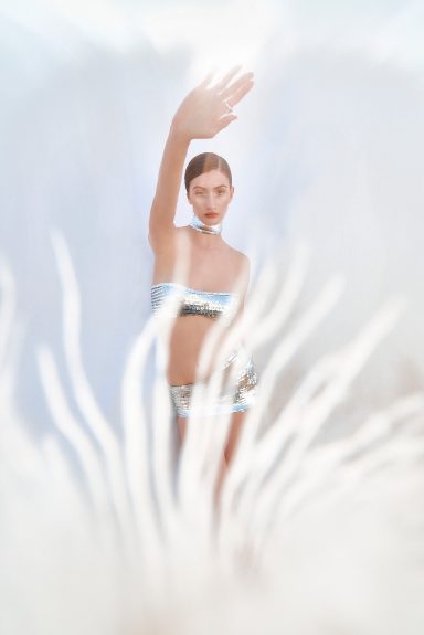 Irene Lora Editorial de moda con la modelo Irene Lora. Fotografía, direción creativa y artística de Raúl Rosillo