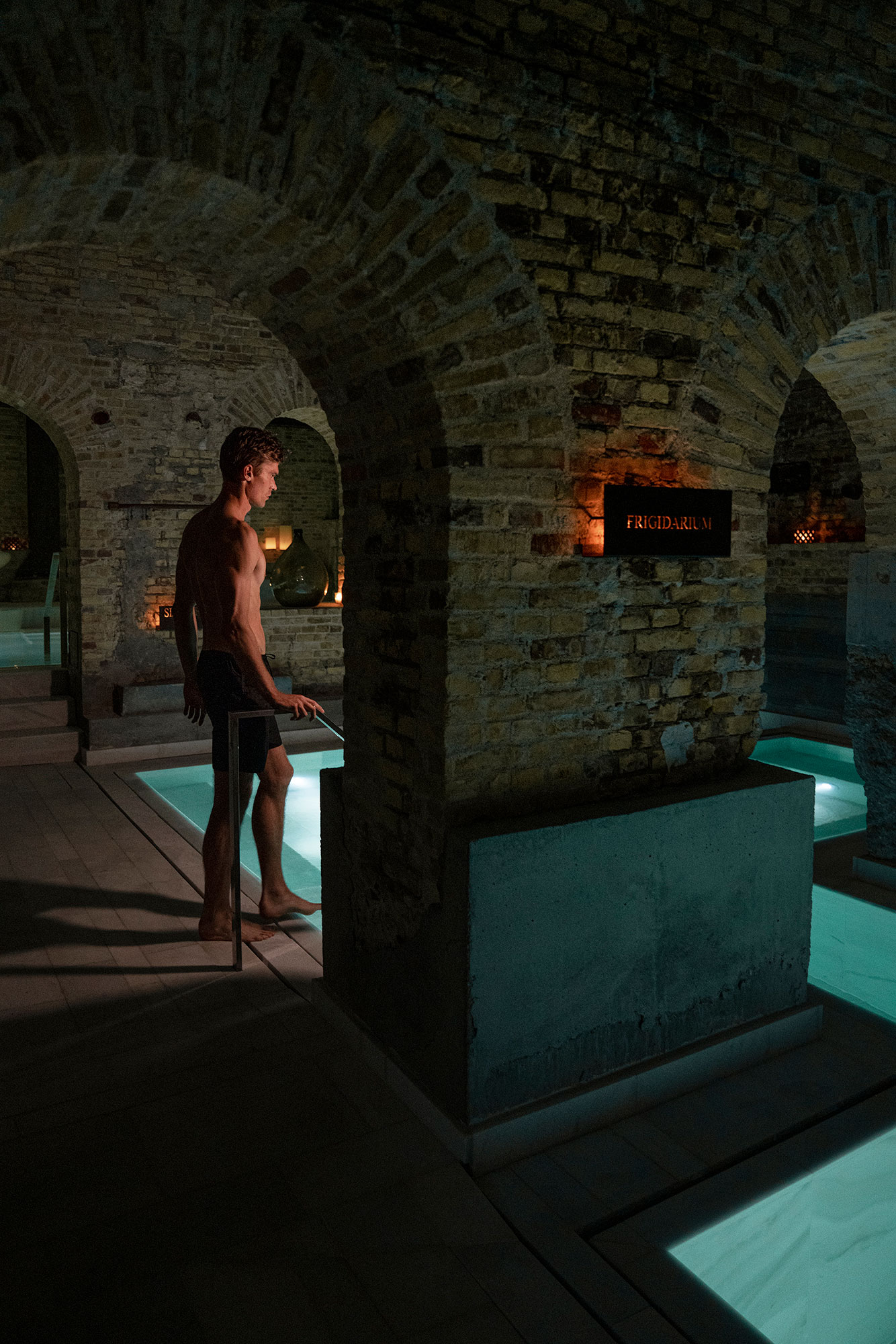 Aire Ancient Baths Creative and artistic direction, atmosphere design, and photographic and audiovisual production for AIRE Ancient Baths.