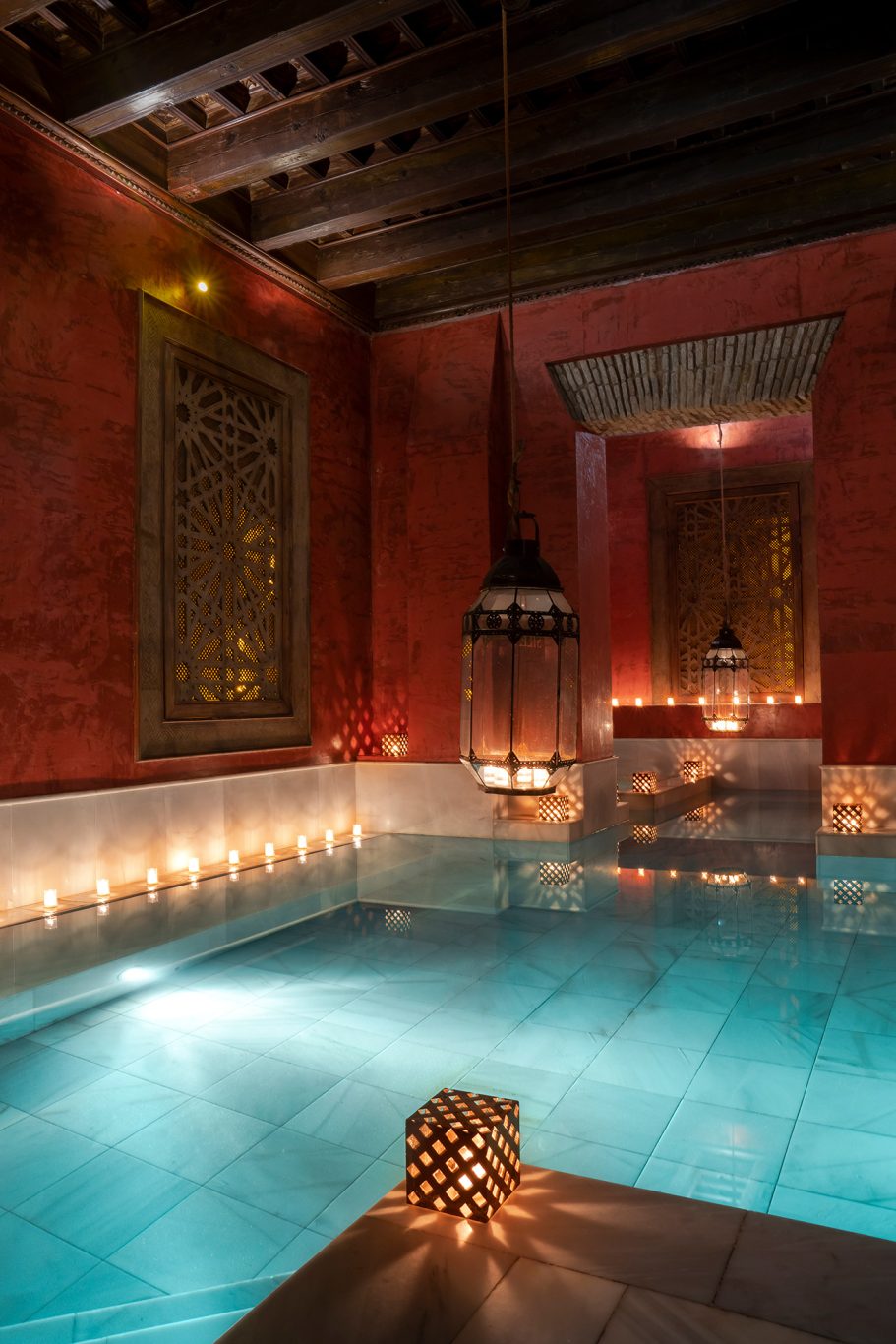 Aire Ancient Baths Sevilla AIRE Ancient Baths Chicago. Creative and Artistic Direction, Photography by Raúl Rosillo.