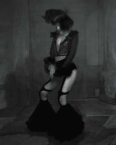 La Beti Editorial de moda con La Beti . Fotografía, direción creativa y artística de Raúl Rosillo